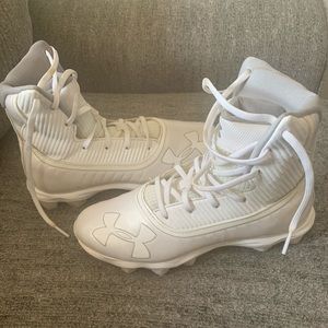 Under Armour Youth Football Cleats 5.5 Like New